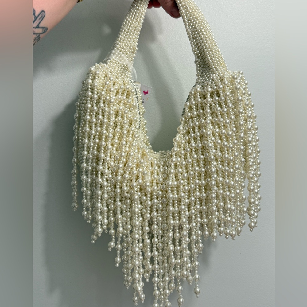 Viral Pearl Waterfall Beaded Bag